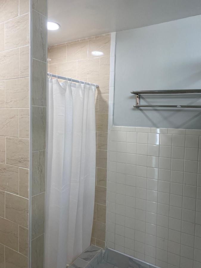 Dc International Hostel 1 Вашингтон Экстерьер фото